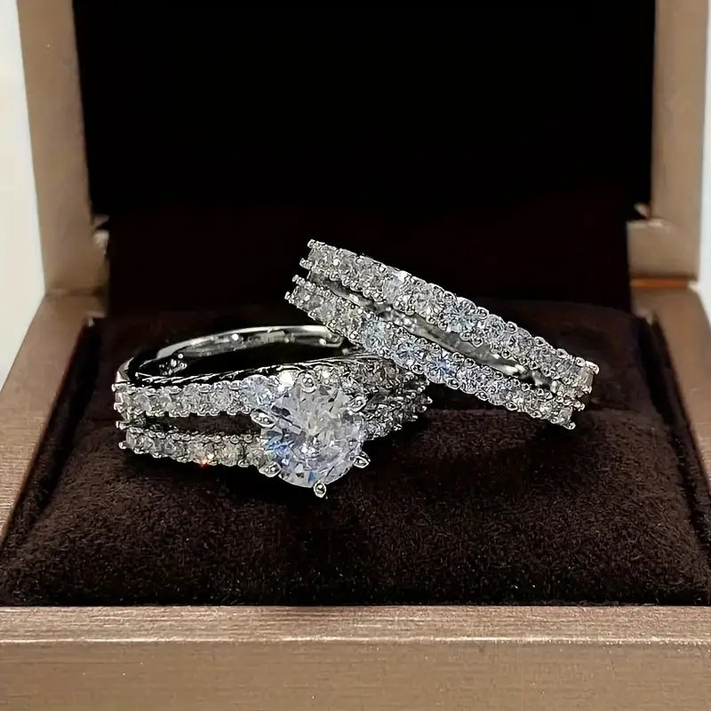 Elegantes Eternal Radiance Ring Set
