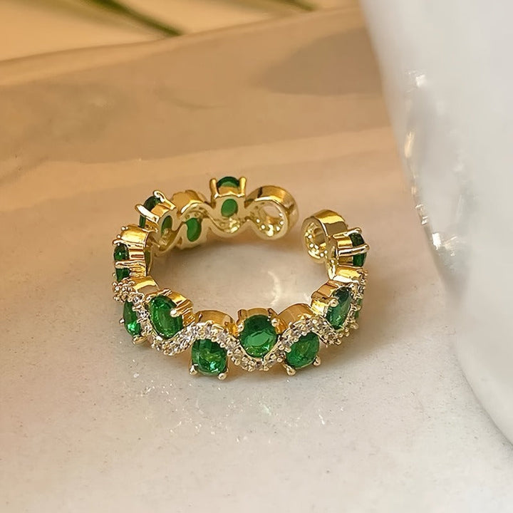 Offener Ring Calira mit schaumigem Smaragd | Gold