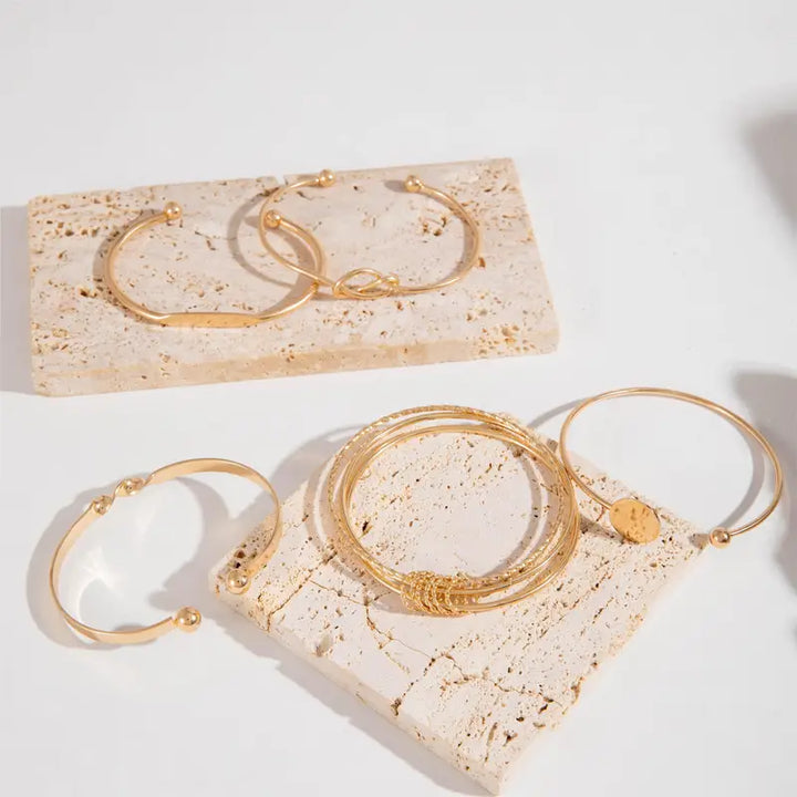 Anspruchsvolles, geknüpftes, elegantes Goldarmband-Set