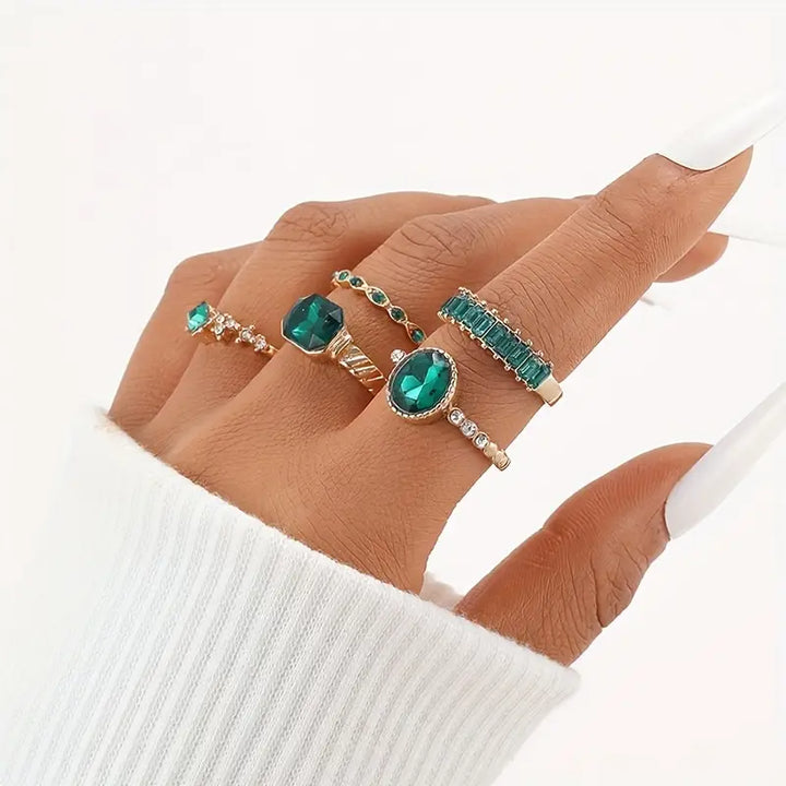 Exquisites Set von Zarin-Emerald-Ringen | Gold