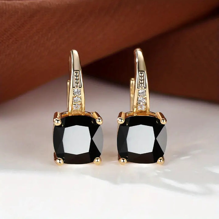 Elegante mystische Steine Gold Creolen
