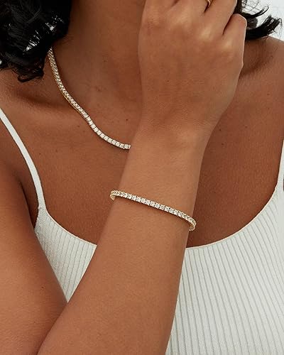 Elegantes klassisches Gold-Tennisarmband