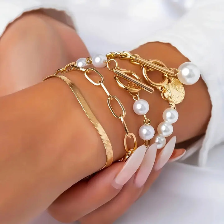 Elegantes 4-teiliges Goldarmband-Set – Schlange, Perlen und Glieder
