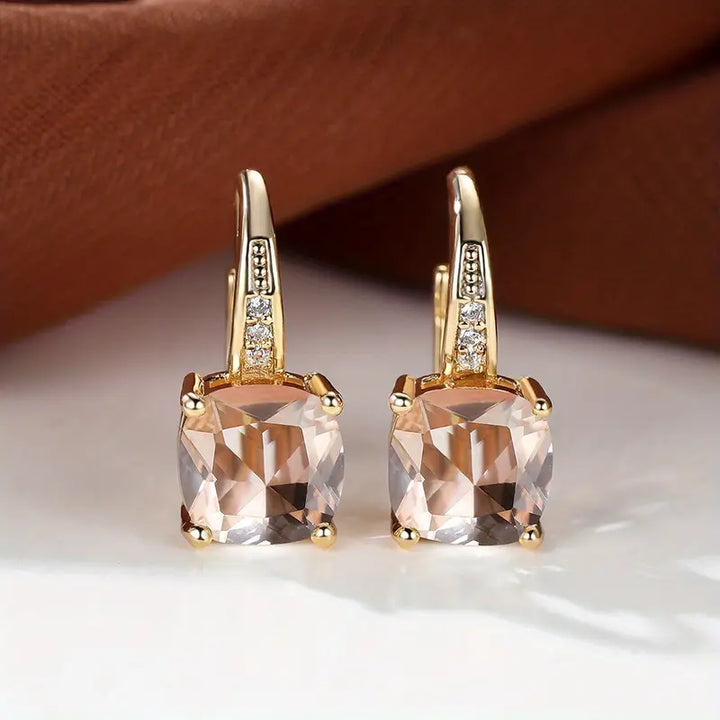 Elegante mystische Steine Gold Creolen