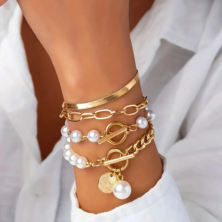 Elegantes 4-teiliges Goldarmband-Set – Schlange, Perlen und Glieder