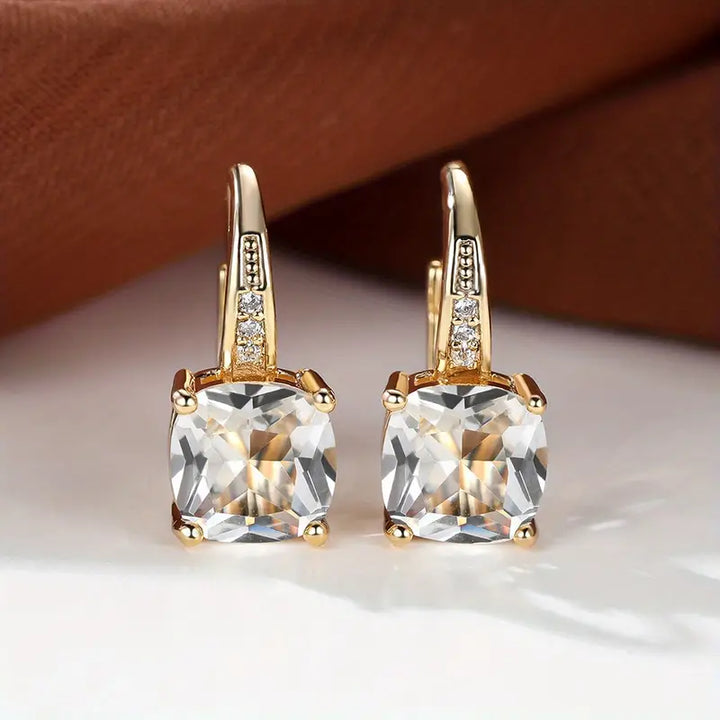 Elegante mystische Steine Gold Creolen