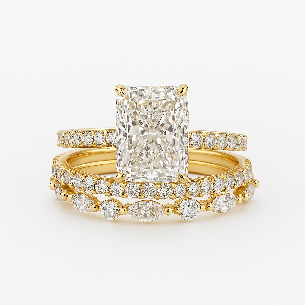 Zeitloses 3-teiliges Jaily-Ehering-Set in Gold