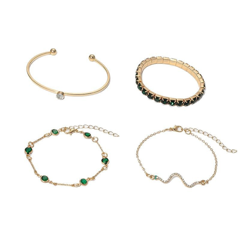 Elegantes Sorina Feldwyn Goldarmband-Set