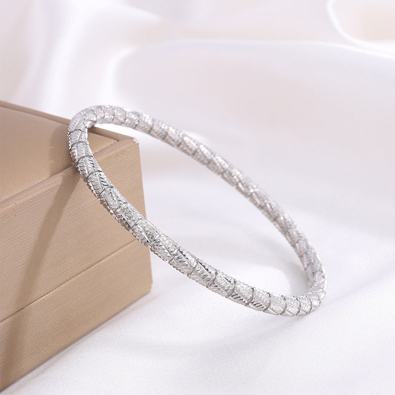 Elegantes goldenes Isavetta Bruni Armband