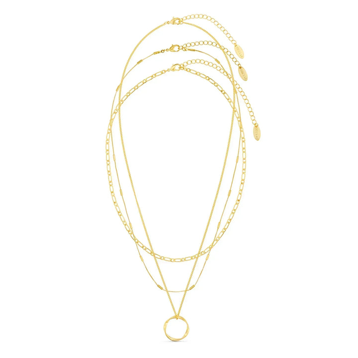 Elegante dreireihige Goldkette mit offenem Kreis