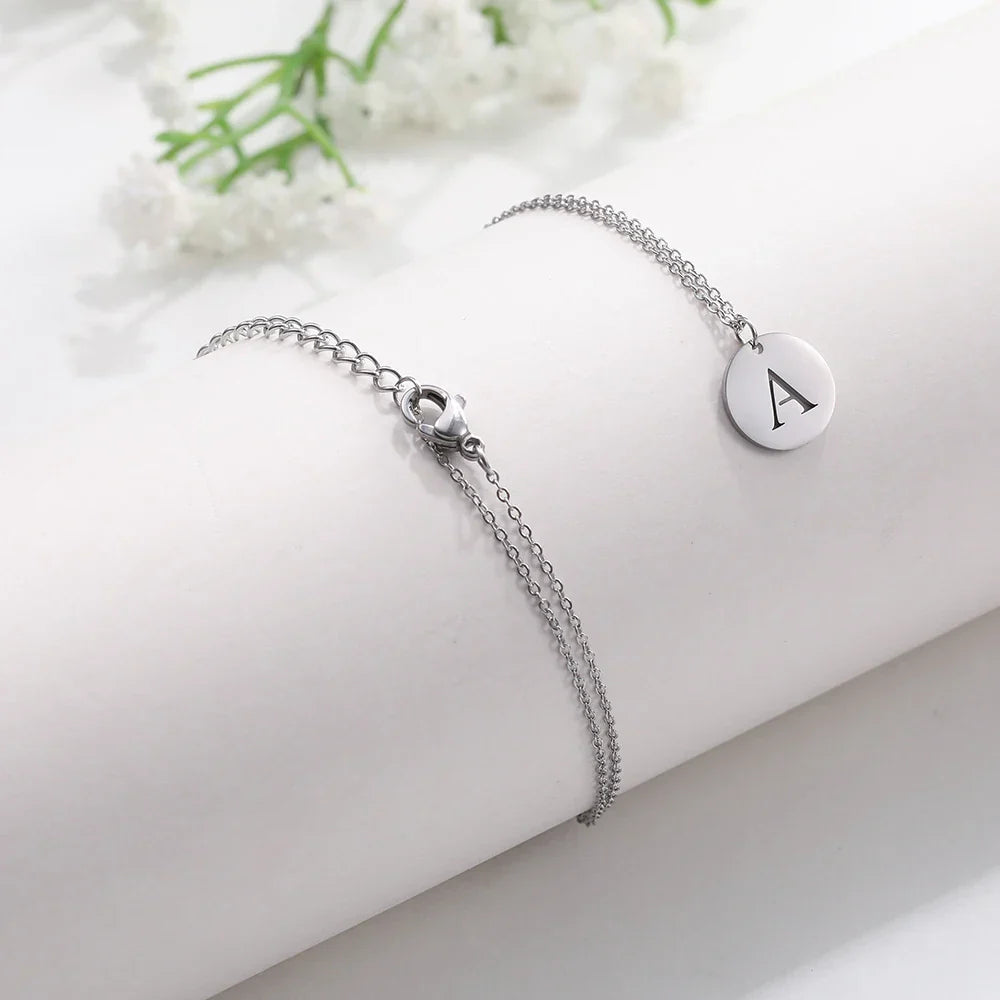 Elegante Goldbuchstaben Anhänger Halskette