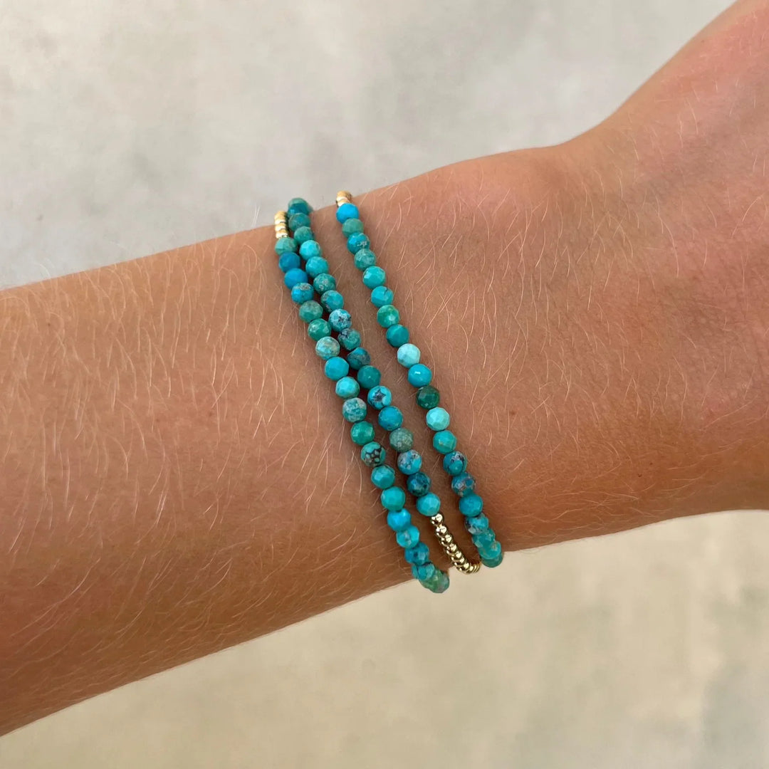 Chic 18K Gold Türkis Perlenarmband