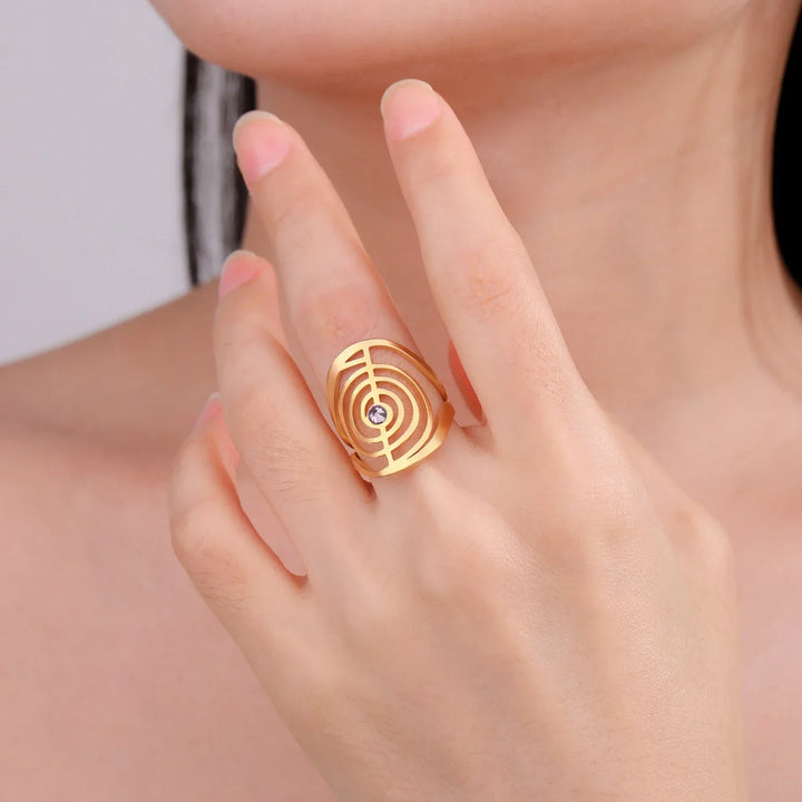 Spiralförmiger Edelstein Ring