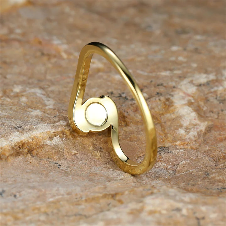 Zeitloser Rundes Regenbogen Weißer Feueropal Ring