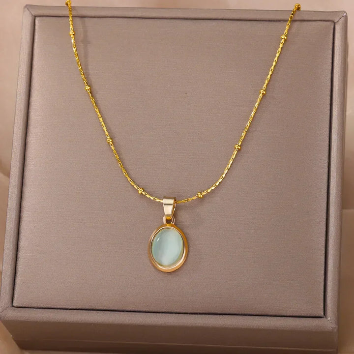 Schicke Goldene Edelstahl Halskette mit Wassertropf Opal Anhänger