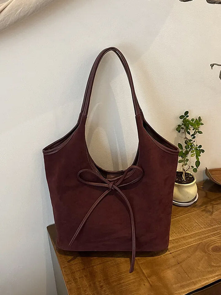 Liora Handtasche aus samtigem Wildleder foto 4