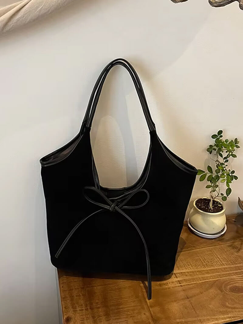 Liora Handtasche aus samtigem Wildleder foto 5