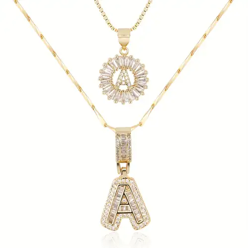Elegantes Pave-Gold-Initialen-Halskettenset