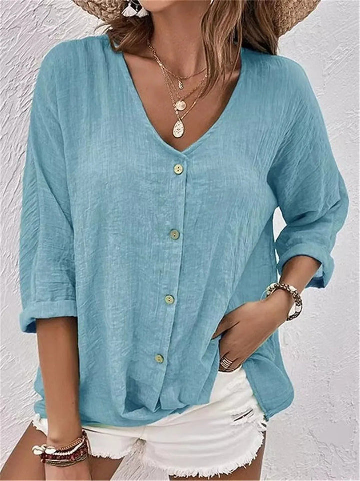 Cotton V-Neck Button-Front Top Crinkle in Hellblau