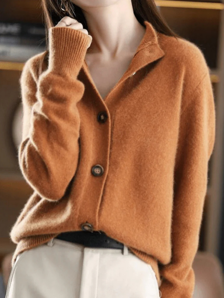 Damen Cardigan in weichem Strick für den Alltag in Braun