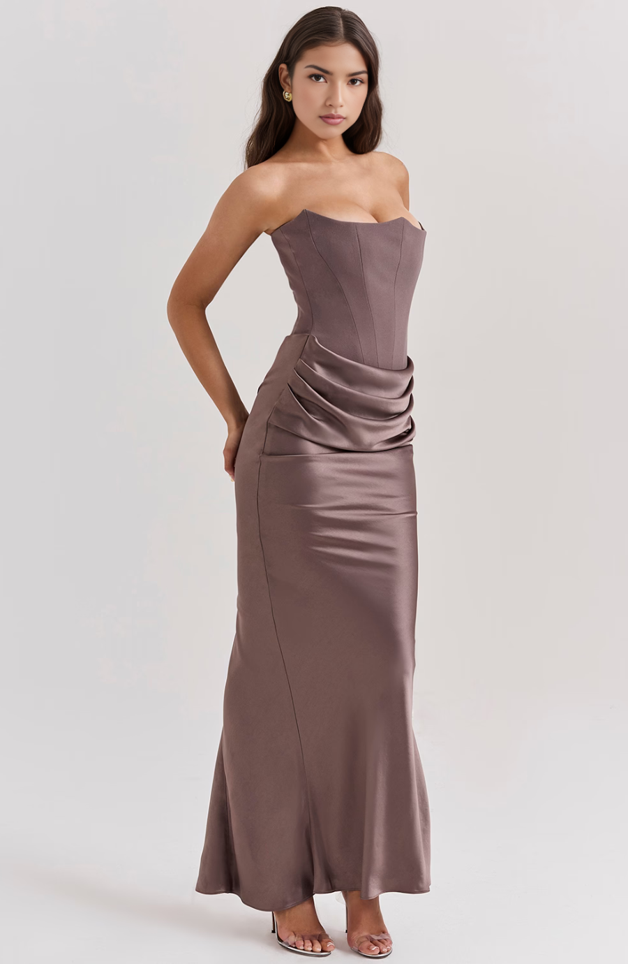 Damen Cocktailkleid Maxilänge für festliche Abende in Braun