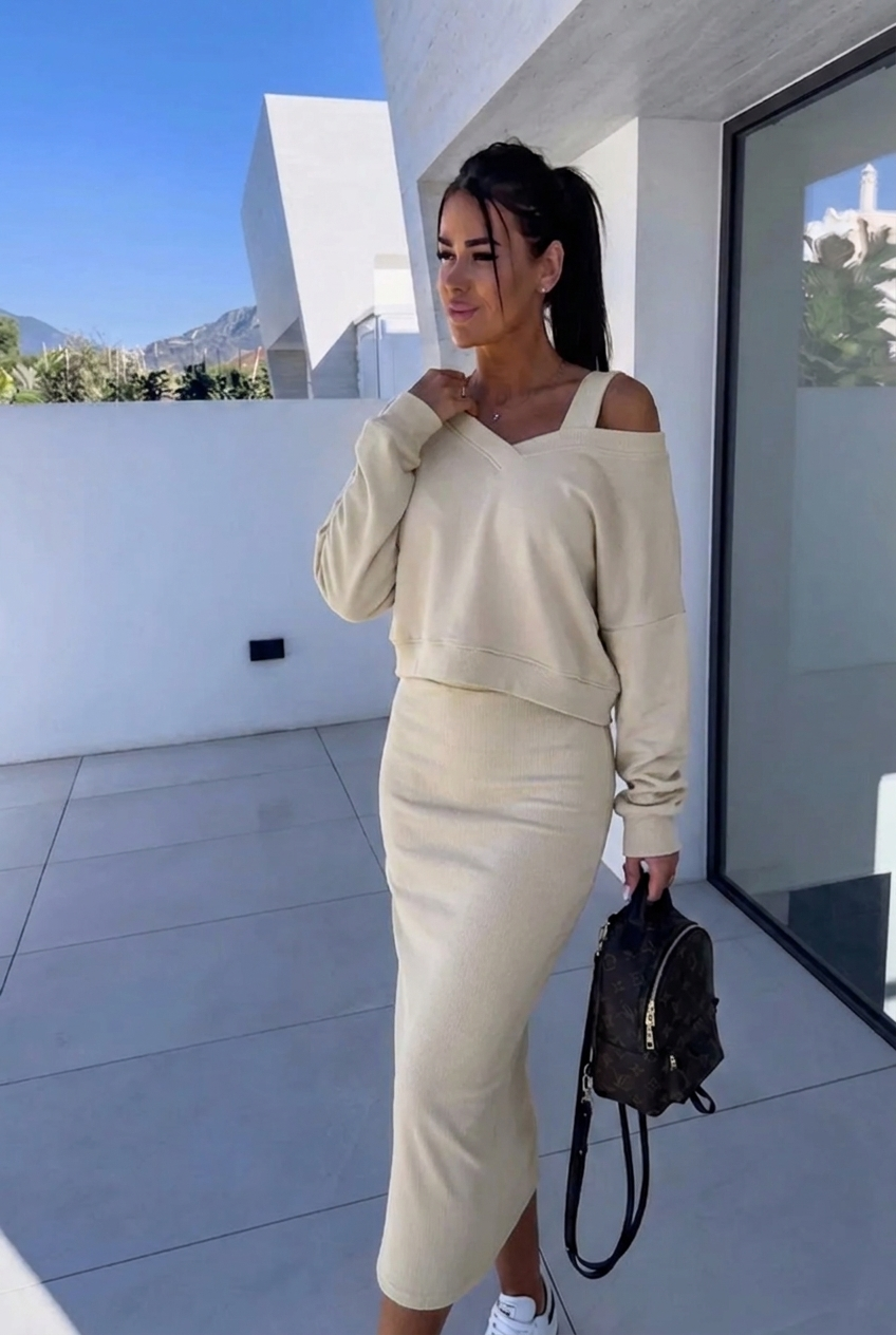 Damen Elegantes Kleid Sweatshirt Set in Beige