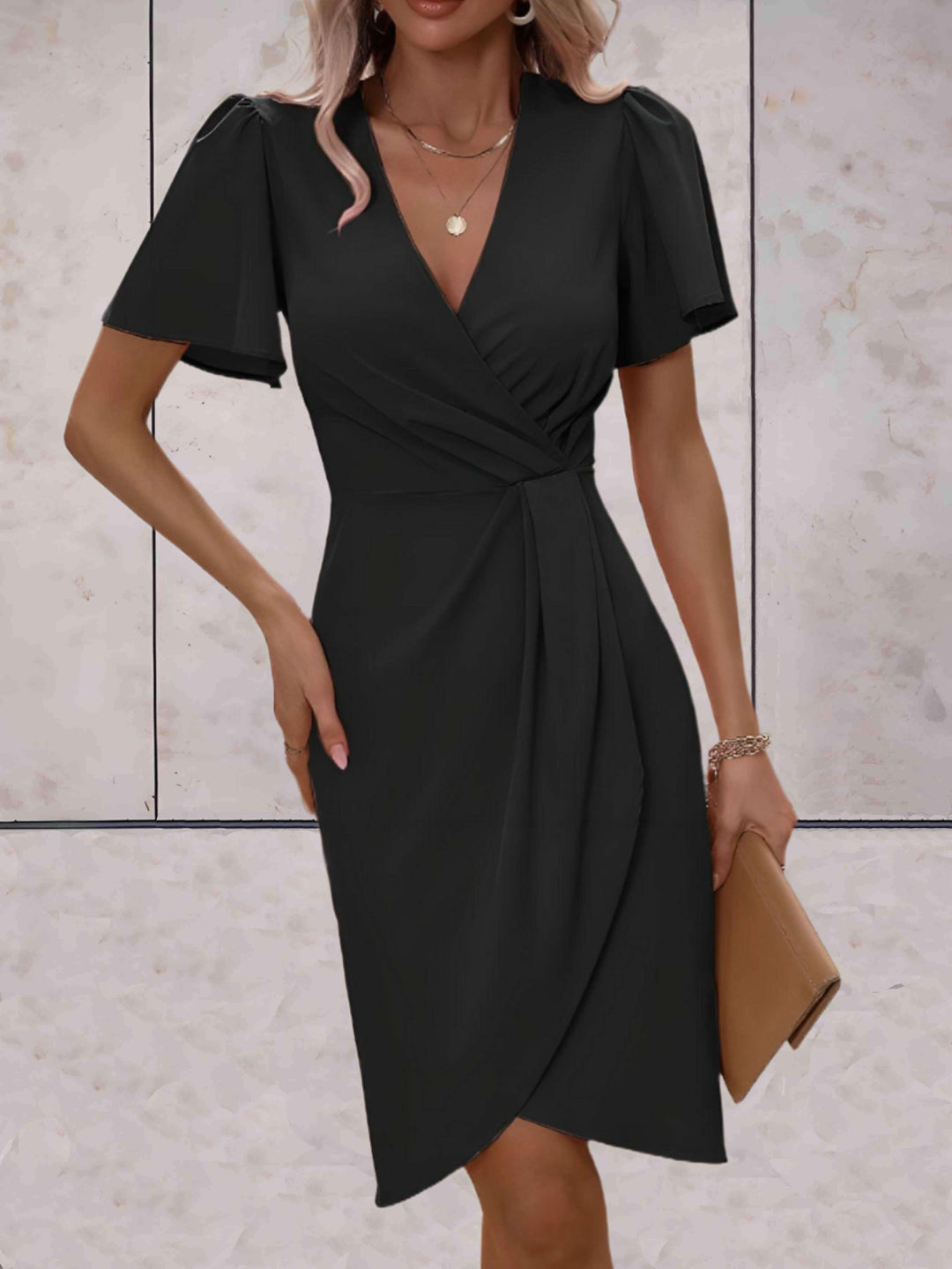 Damen Elegantes Wickelkleid für Hochzeitsgäste in Schwarz