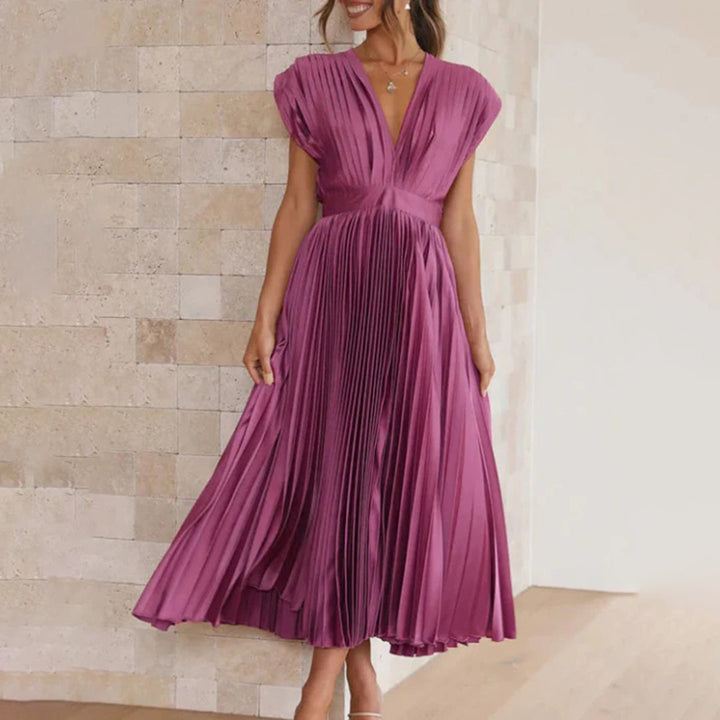 Damen Festliches Kleid mit fließender Eleganz in Pflaume