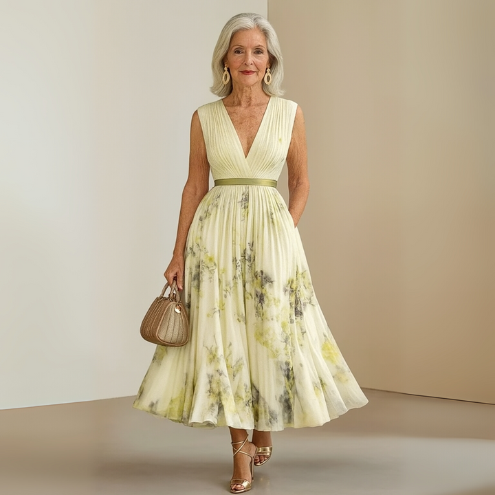 Damen Fließendes Ärmelloses Sommer Maxikleid in Beige 7