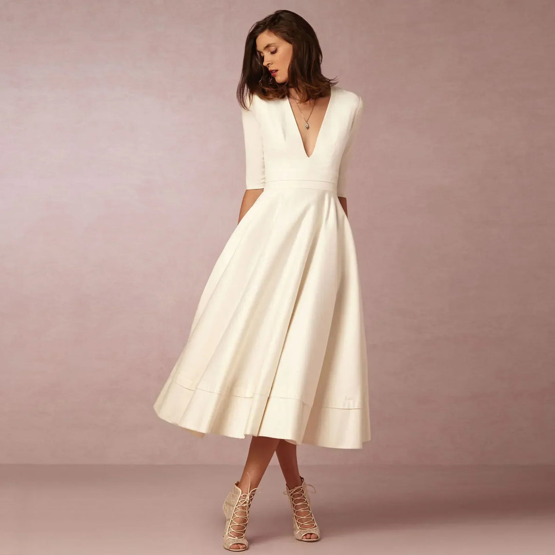 Damen Fließendes Midikleid Für Den Sommer in Weiß