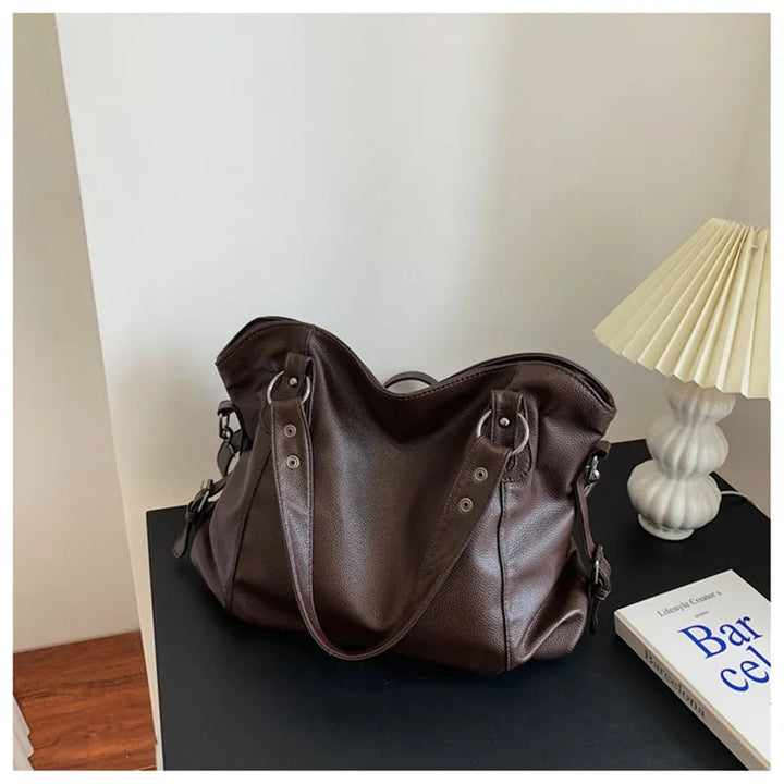 Damen Große Leder-Look Shopper-Tasche mit Nieten in Braun