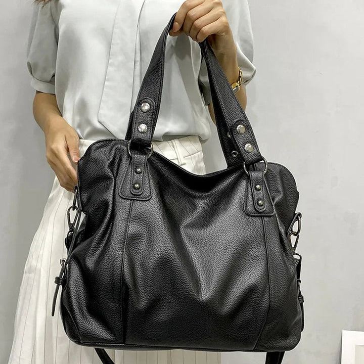 Damen Große Leder-Look Shopper-Tasche mit Nieten in Creme