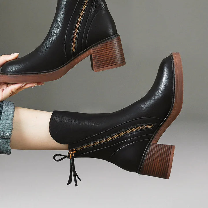 Damen Herbststiefel mit Blockabsatz aus Leder in Schwarz