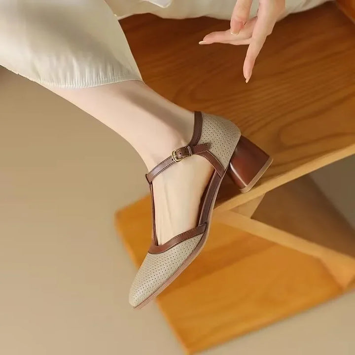 Damen Klassische Schuhe mit T-Riemen und Mittelhacke (4)