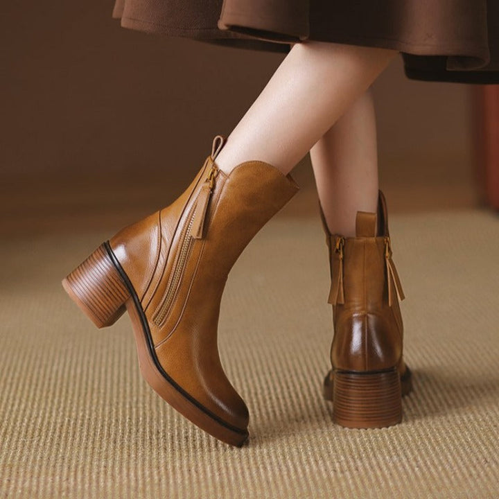 Damen Kurzstiefel mit Blockabsatz für Herbst in Braun