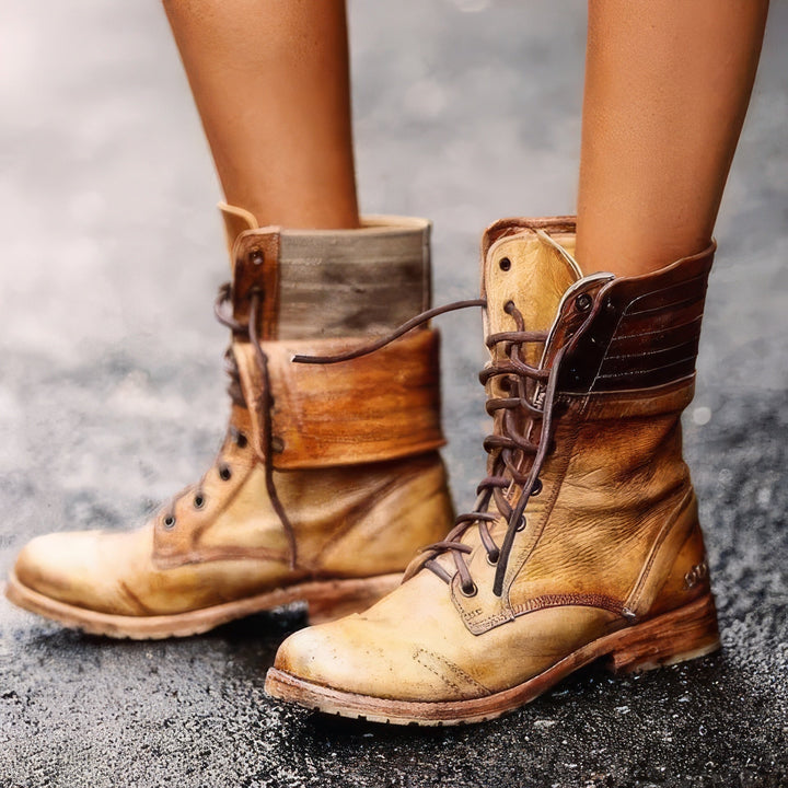 Damen Lederstiefel im Retro-Stil in Braun
