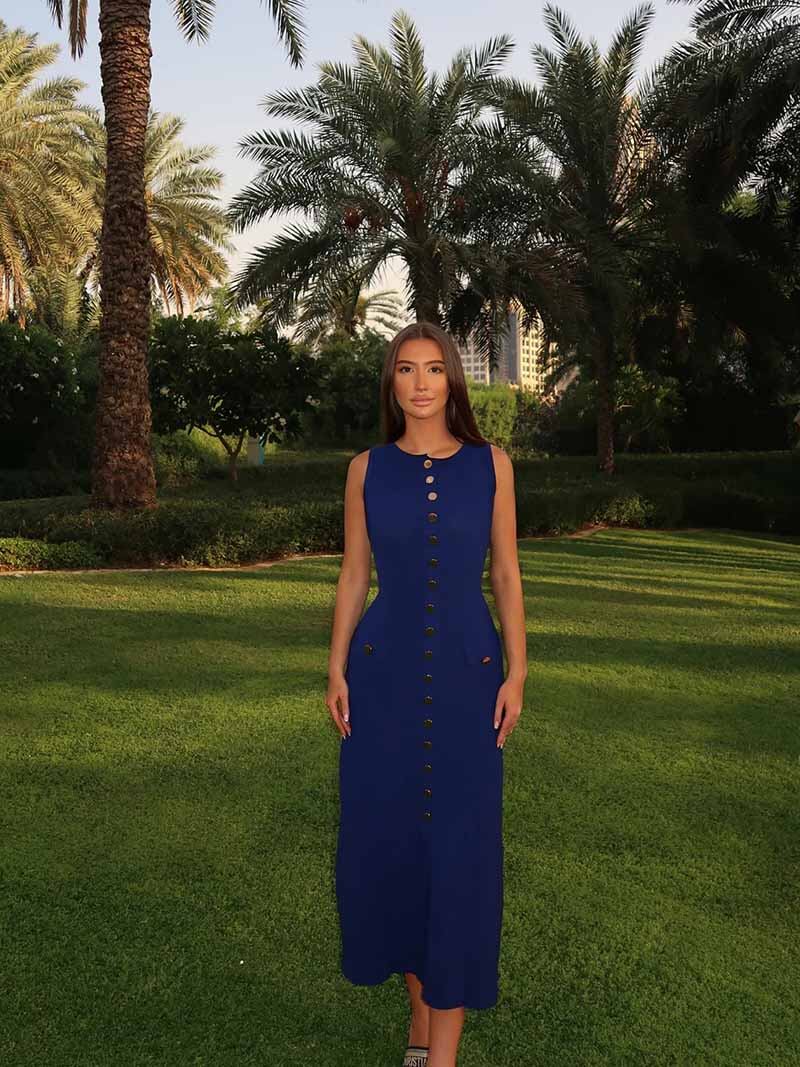 Damen Maxikleid für Hochzeitsgäste mit eleganter fließender Linie in Marineblau