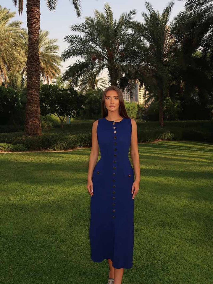 Damen Maxikleid für Hochzeitsgäste mit eleganter fließender Linie in Marineblau