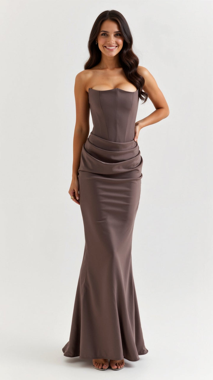 Damen Maxikleid im Säulenschnitt für Hochzeitsgäste in Karamell 1