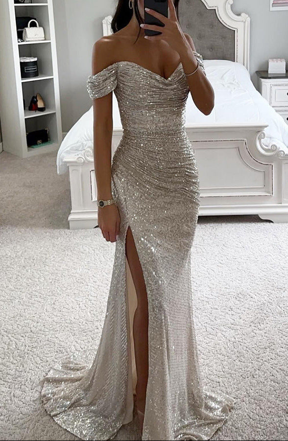 Damen Maxikleid in glanzvollem Stil mit Pailletten und Herzausschnitt für Hochzeitsgäste in Srebrny