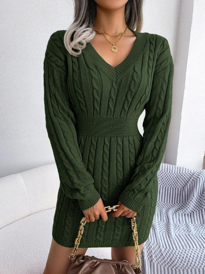 Damen Midi-Strickkleid mit Kabelstrickmuster für Herbst in Armeegrün