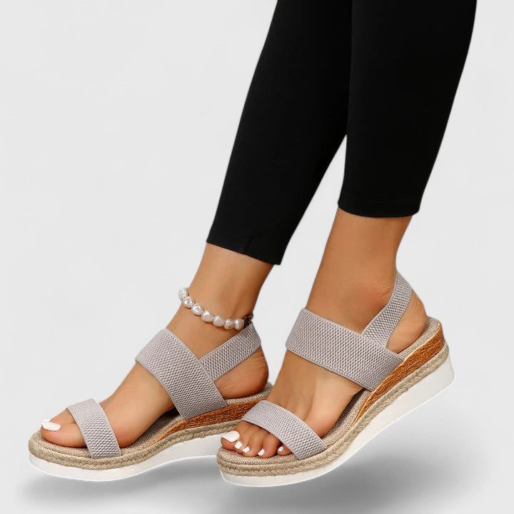 Damen Plateau Sandalen für den Sommer in Grau