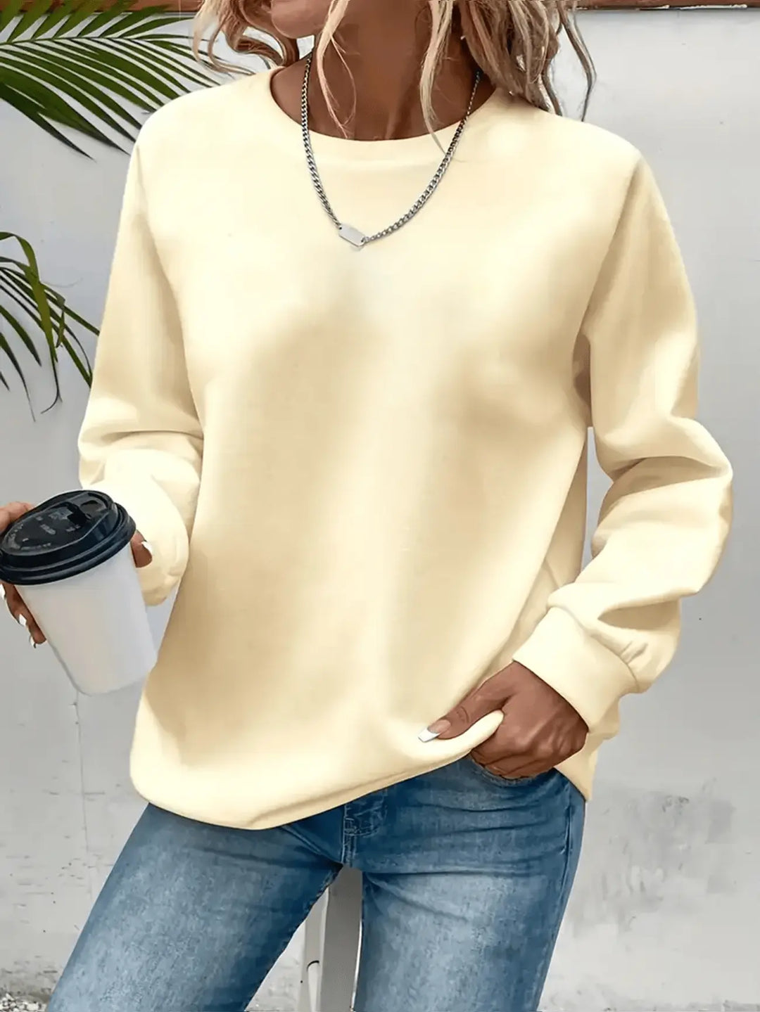 Damen Pullover bequem geschnitten für den Alltag in Aprikose