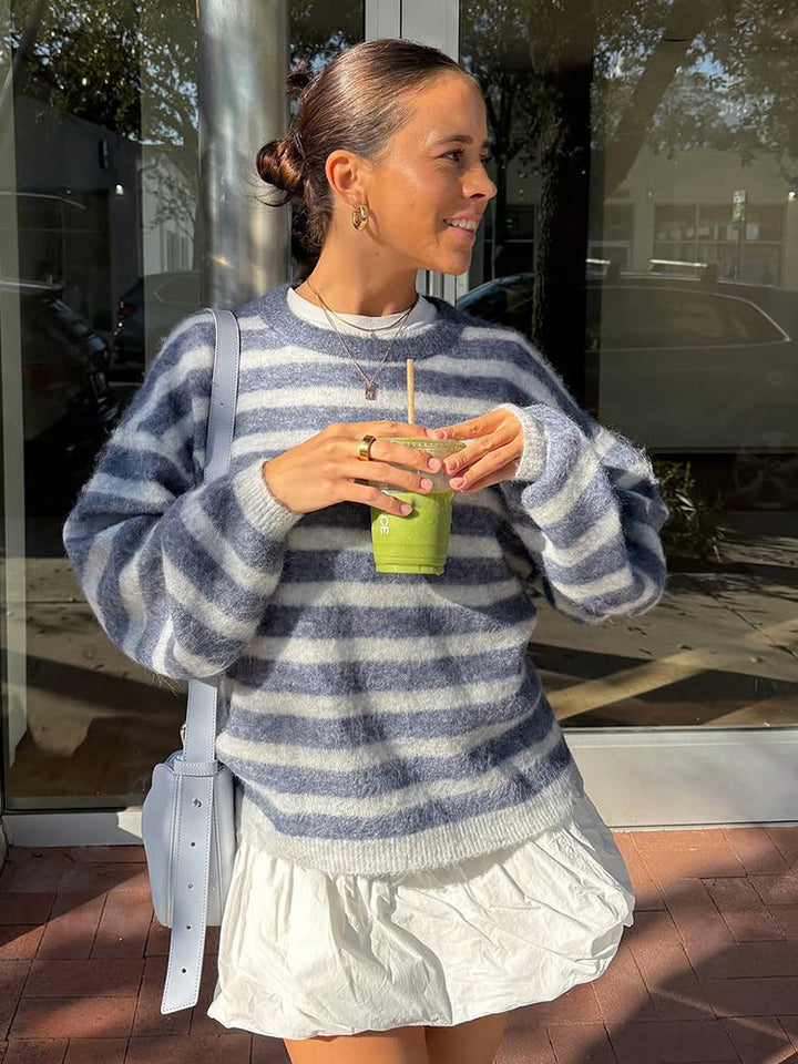 Damen Pullover mit Ballonärmeln für kühle Tage in Hellblau