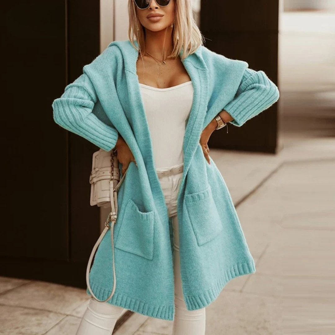 Damen Pullover mit Kapuze für kühle Tage in Türkis