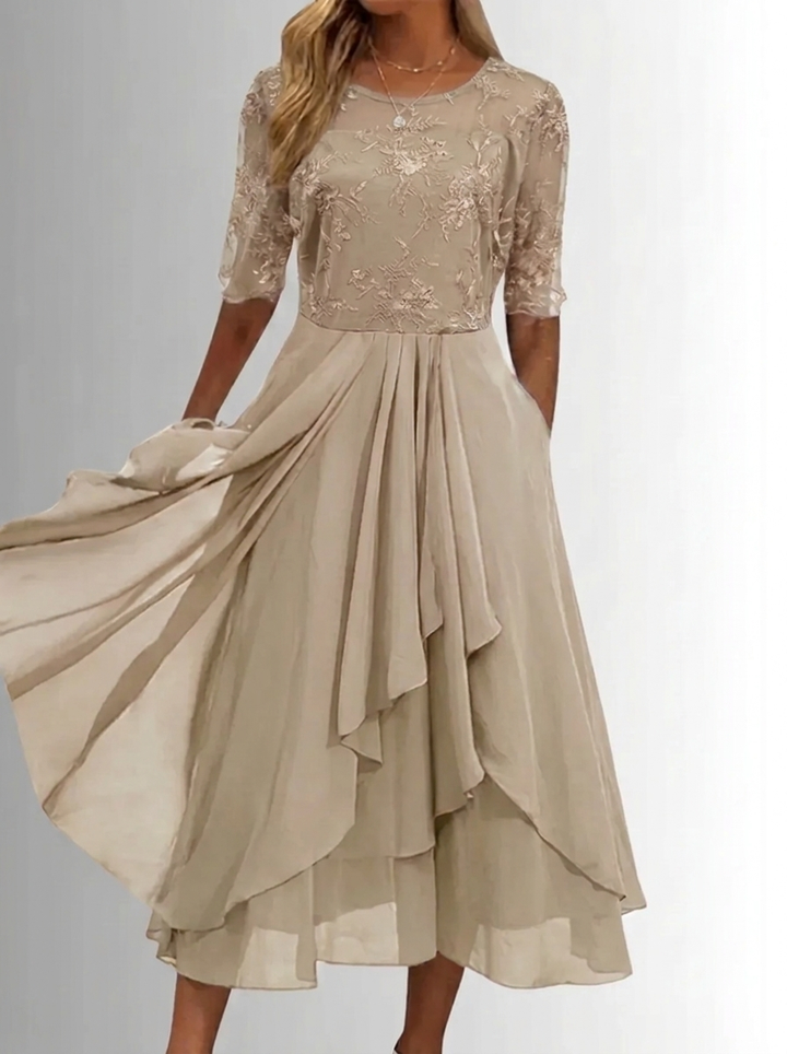 Damen Spitzenkleid für Hochzeitsgäste im Herbst in Weiß