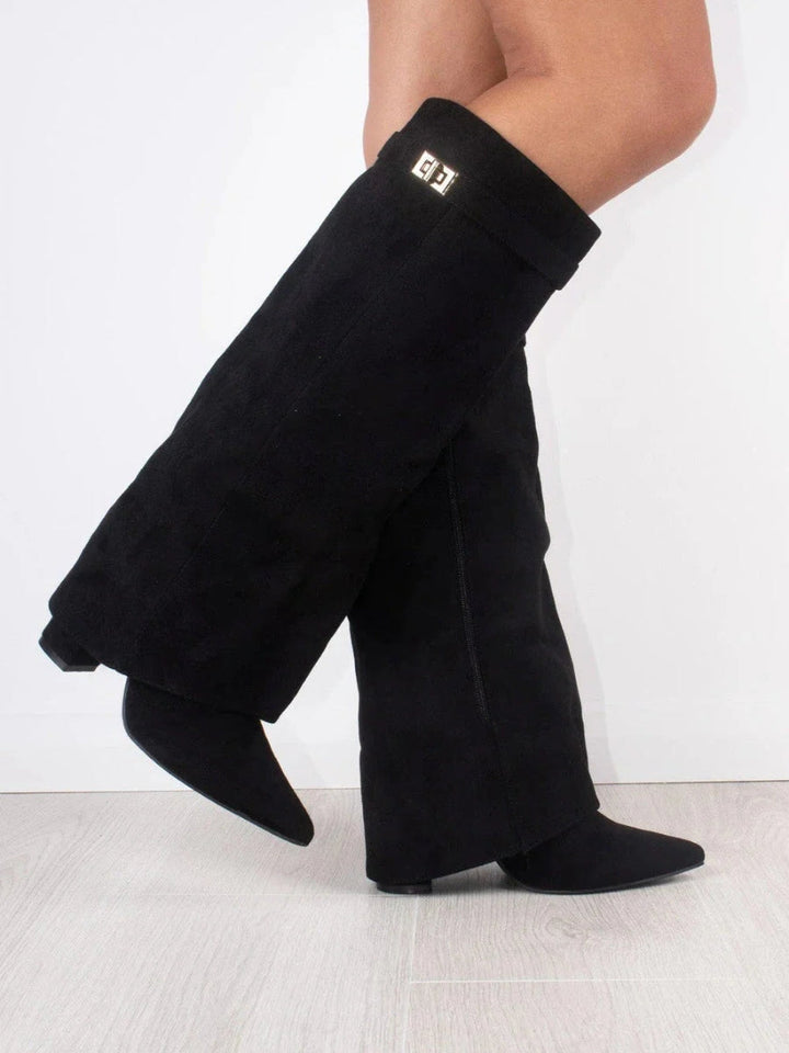 Damen Stiefel im eleganten Spitzschuh-Stil mit Schnalle in Schwarz