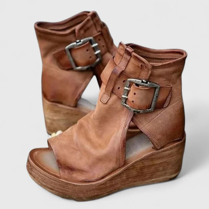Damen Stiefel im klassischen Stil für Herbst in Braun