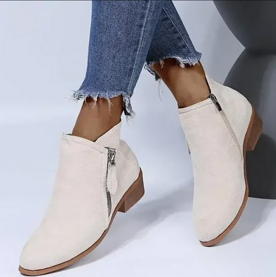 Damen Stiefel in Ankelhöhe für Herbst-Outfits in Beige