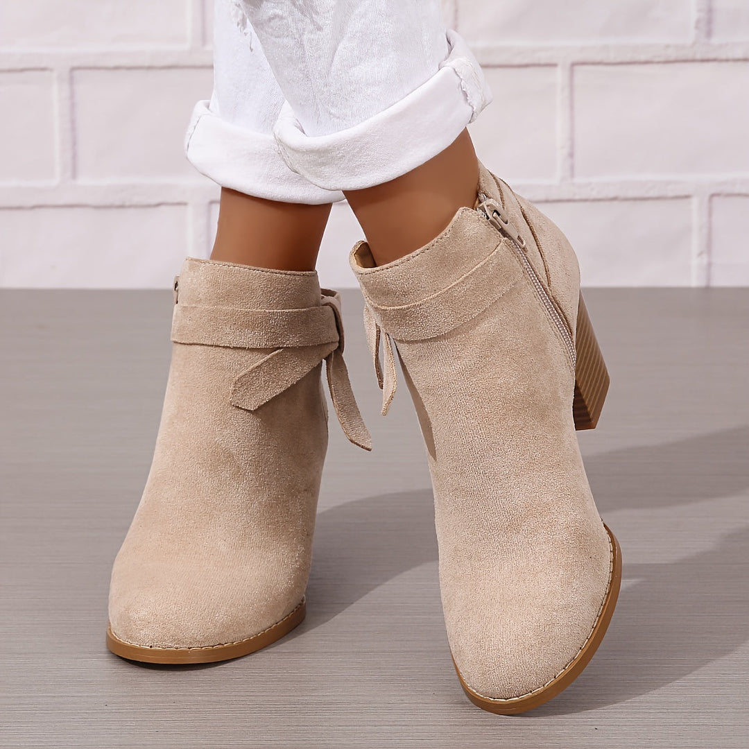 Damen Stiefeletten in Wildlederoptik mit Blockabsatz (12)